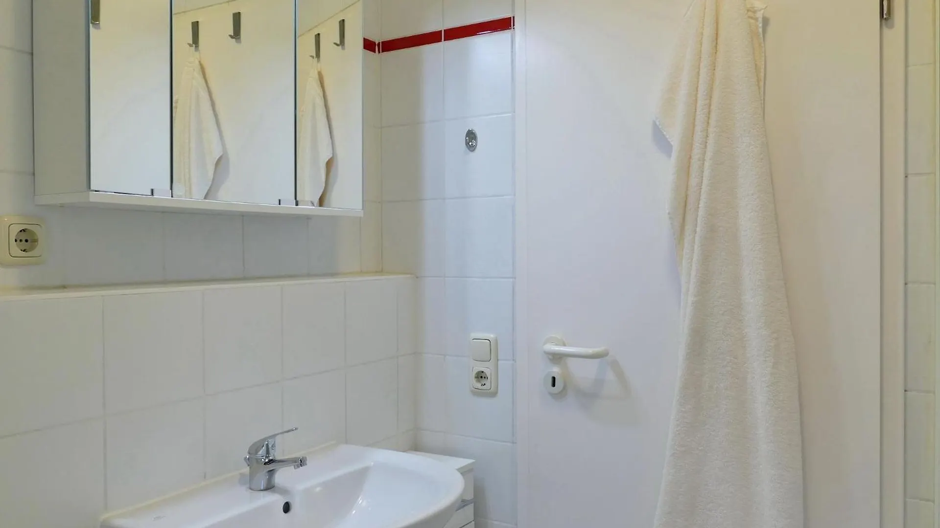 Apartment Ihre Fewo Mit Kunst Und Design Mitten In Heiligenstadt Heiligenstadt in Oberfranken